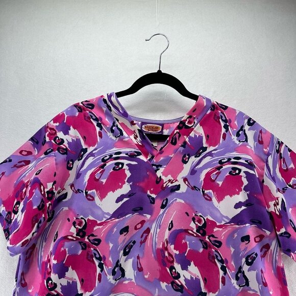 Comfy Cottons Scrub Top Womens Size M Abstract Print Medical Uniform Purple - Picture 3 of 11